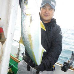 真祐丸 (しんゆうまる) 釣果