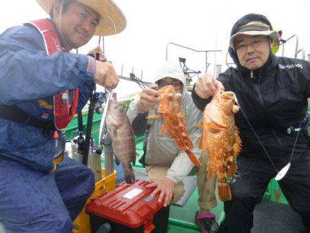 真祐丸 (しんゆうまる) 釣果