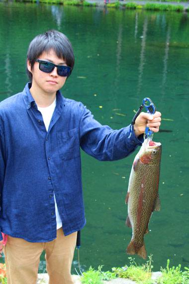 小菅トラウトガーデン 釣果