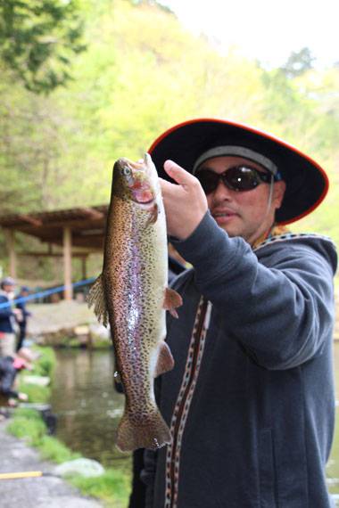 小菅トラウトガーデン 釣果