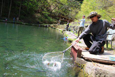 小菅トラウトガーデン 釣果