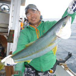 真祐丸 (しんゆうまる) 釣果