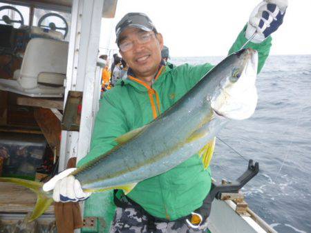 真祐丸 (しんゆうまる) 釣果