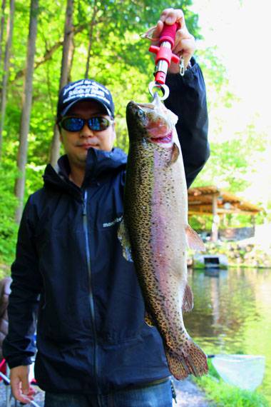 小菅トラウトガーデン 釣果