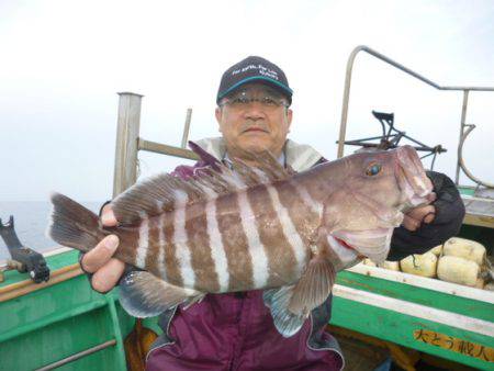 真祐丸 （しんゆうまる） 釣果