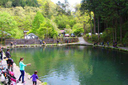 小菅トラウトガーデン 釣果