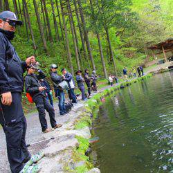小菅トラウトガーデン 釣果