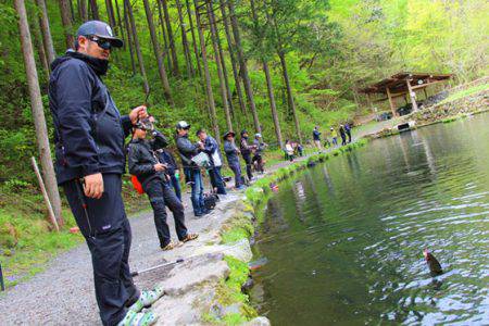 小菅トラウトガーデン 釣果