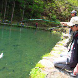 小菅トラウトガーデン 釣果