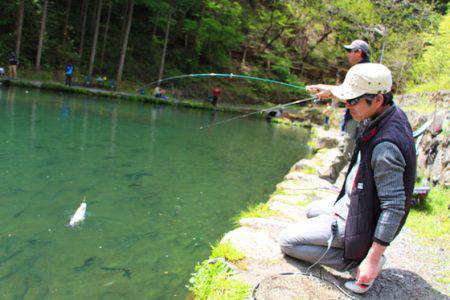 小菅トラウトガーデン 釣果