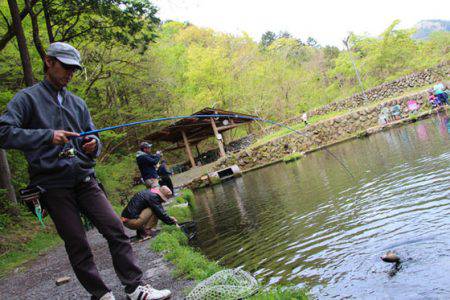 小菅トラウトガーデン 釣果
