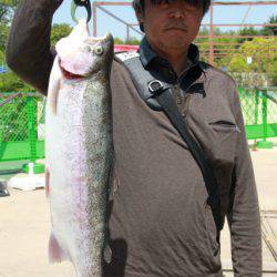 としまえんフィッシングエリア 釣果
