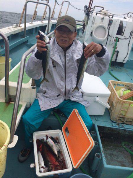 丸万釣船 釣果