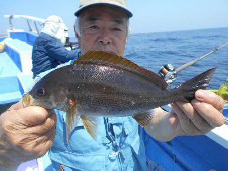 佐衛美丸 釣果