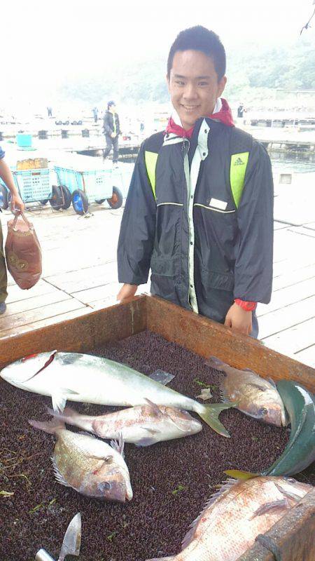 海の釣堀 海恵 釣果