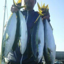 サンマリン 釣果