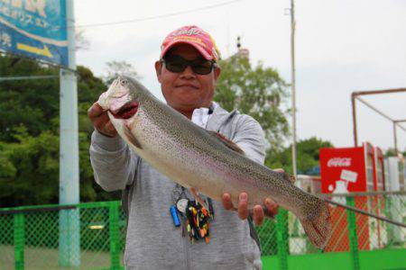 としまえんフィッシングエリア 釣果