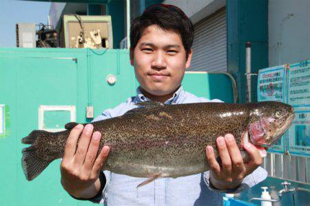 としまえんフィッシングエリア 釣果