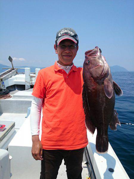 エンペラー 釣果