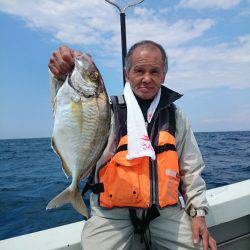 エンペラー 釣果