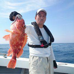 エンペラー 釣果