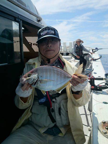 エンペラー 釣果