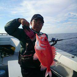 エンペラー 釣果