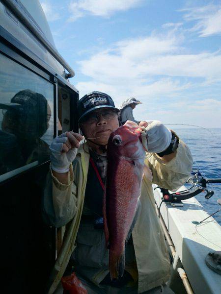 エンペラー 釣果