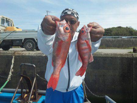 丸万釣船 釣果