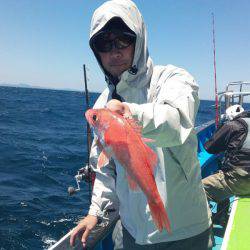 丸万釣船 釣果