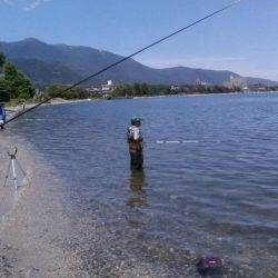 志賀浜で小あゆ釣り