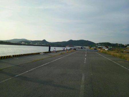 水軒でタチウオ