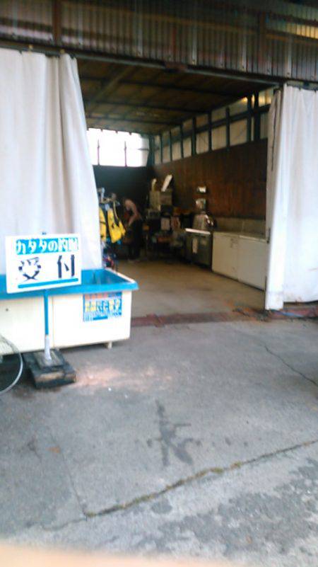 カタタ釣り堀でヒラマサ、カンパチ狙い