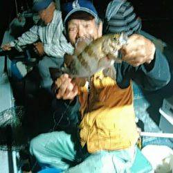 フィッシングガイド りょう 釣果