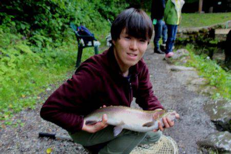 小菅トラウトガーデン 釣果