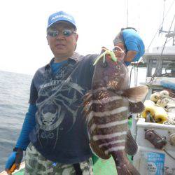 真祐丸 (しんゆうまる) 釣果