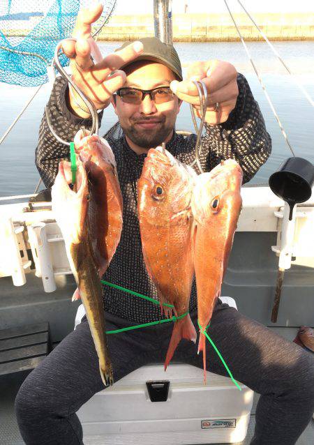 さんさん丸 釣果