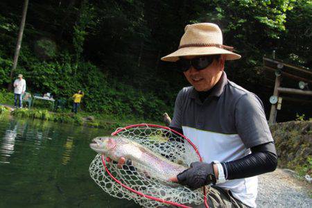 小菅トラウトガーデン 釣果