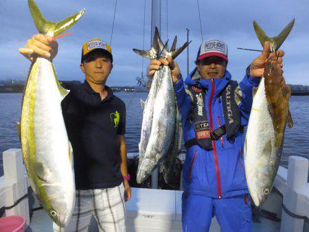 Hit Rush(ヒット ラッシュ） 釣果