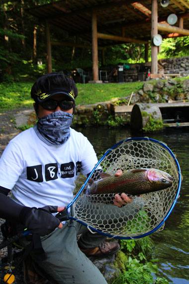 小菅トラウトガーデン 釣果