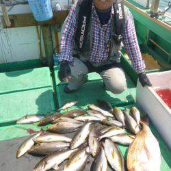 真祐丸 （しんゆうまる） 釣果