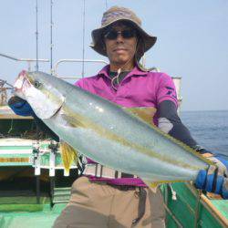 真祐丸 (しんゆうまる) 釣果