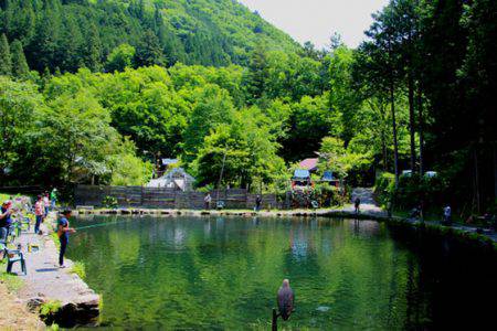 小菅トラウトガーデン 釣果