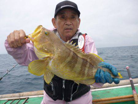 真祐丸 (しんゆうまる) 釣果