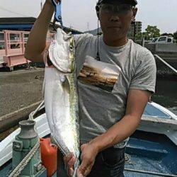 フィッシングガイド りょう 釣果