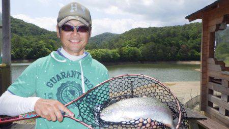フィッシングレイクたかみや 釣果