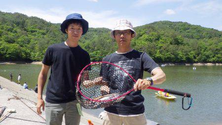 フィッシングレイクたかみや 釣果