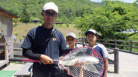 フィッシングレイクたかみや 釣果