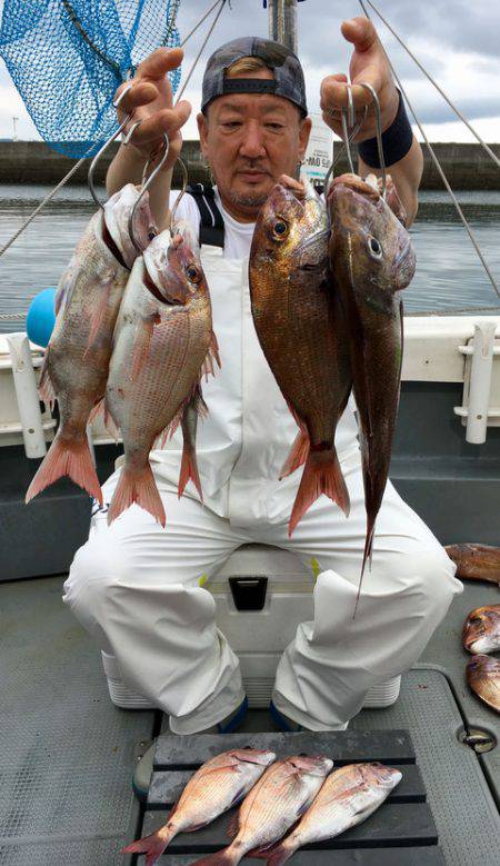 さんさん丸 釣果