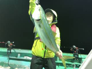 なかくに丸 釣果